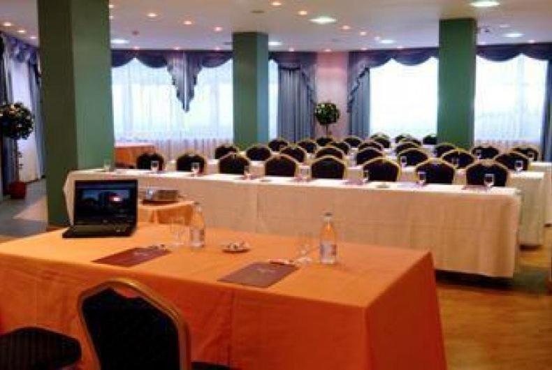 Hotel V.Ciudad Aranda de Duero Zewnętrze zdjęcie
